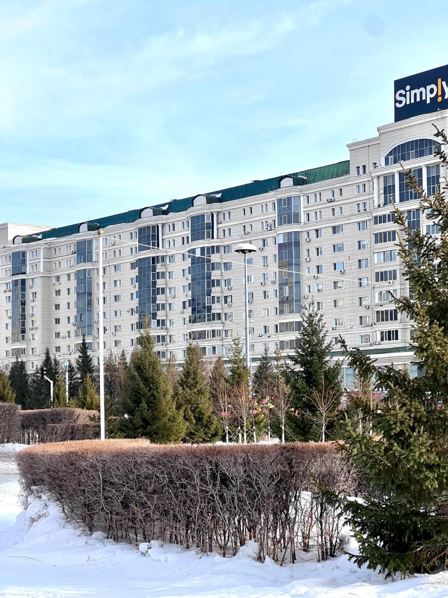 7 Очень Теплая Возле Байтерека Квартира Для 1-4 Человек Astana Eksteriør bilde